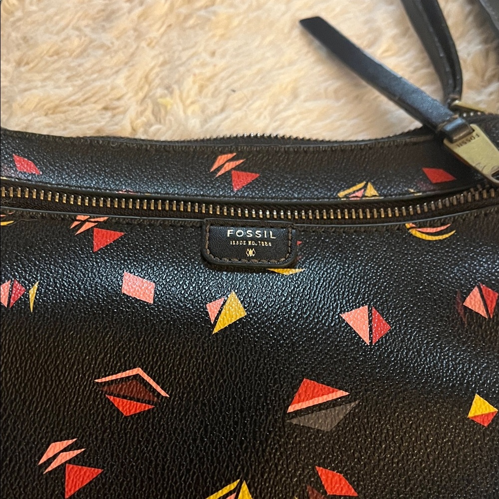 Fossil Black Crossbody Bag with Red and Yellow Patterns - Picture 2 of 4
